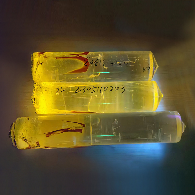 ⻯CsI